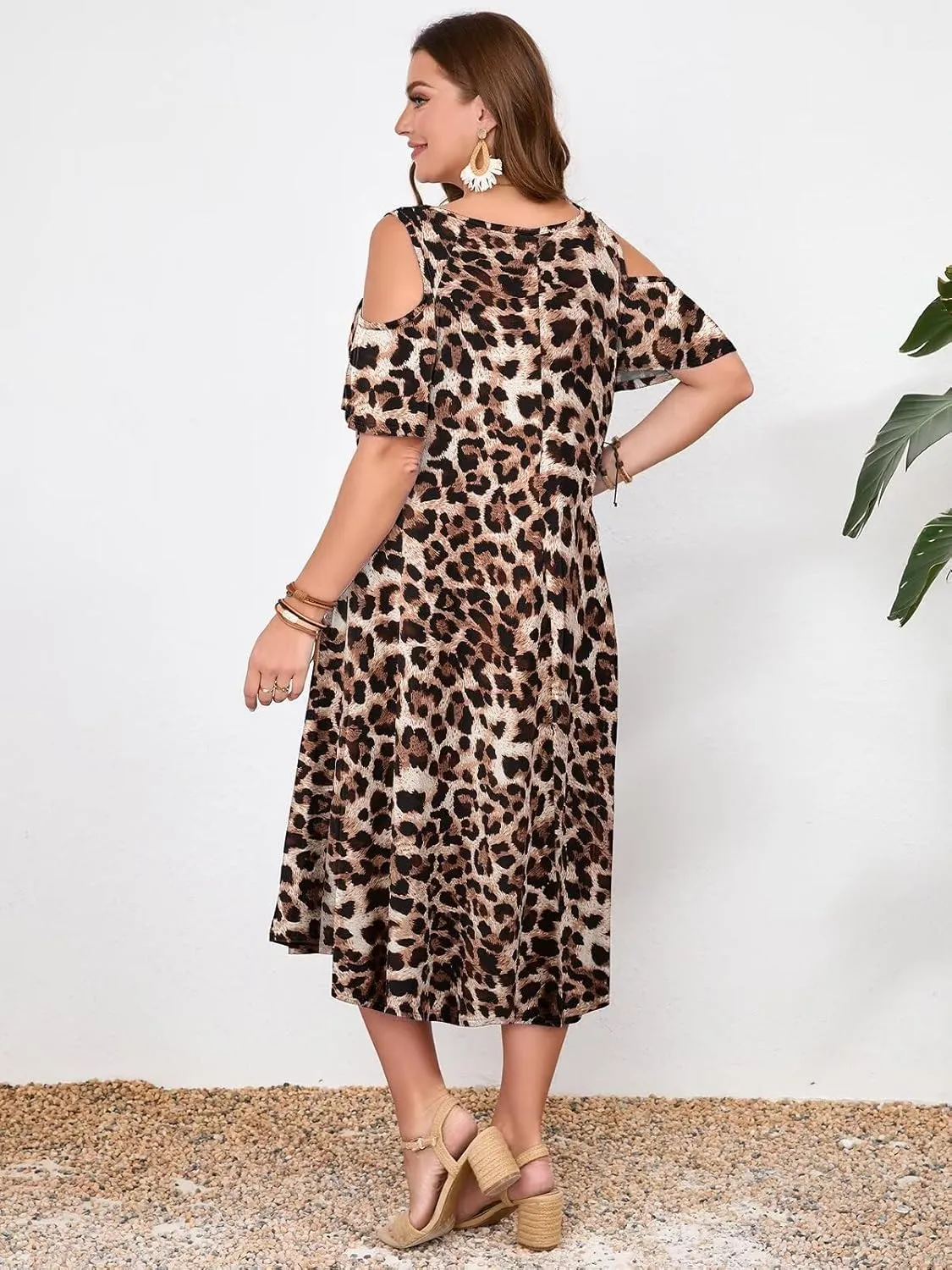 LARACE Plus Size Women Dress for Summer, Midi Women's Sundress, Casual V-Neck Short Sleeve Flowy T-Shirt Dresses with Pockets
