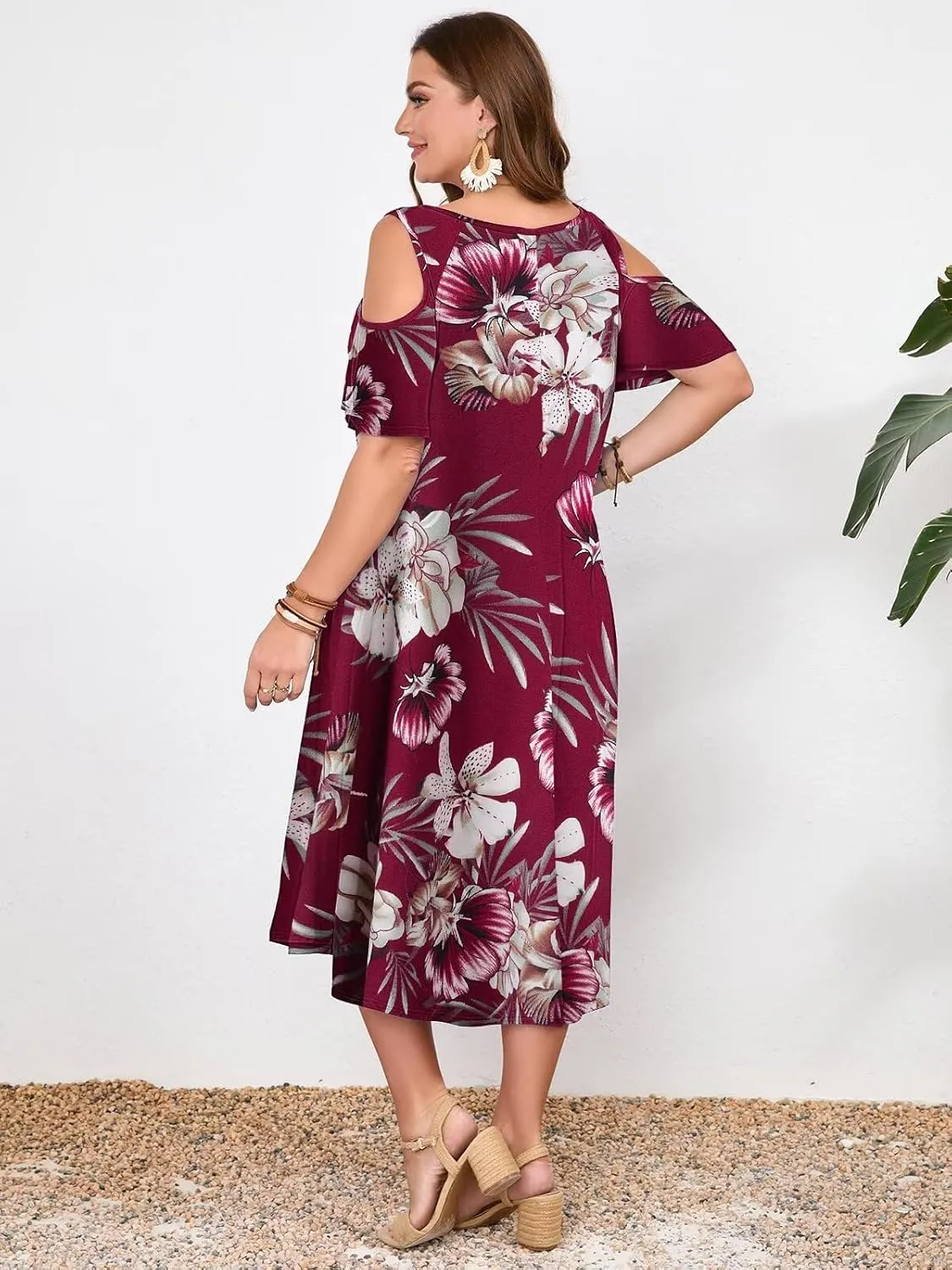 LARACE Plus Size Women Dress for Summer, Midi Women's Sundress, Casual V-Neck Short Sleeve Flowy T-Shirt Dresses with Pockets