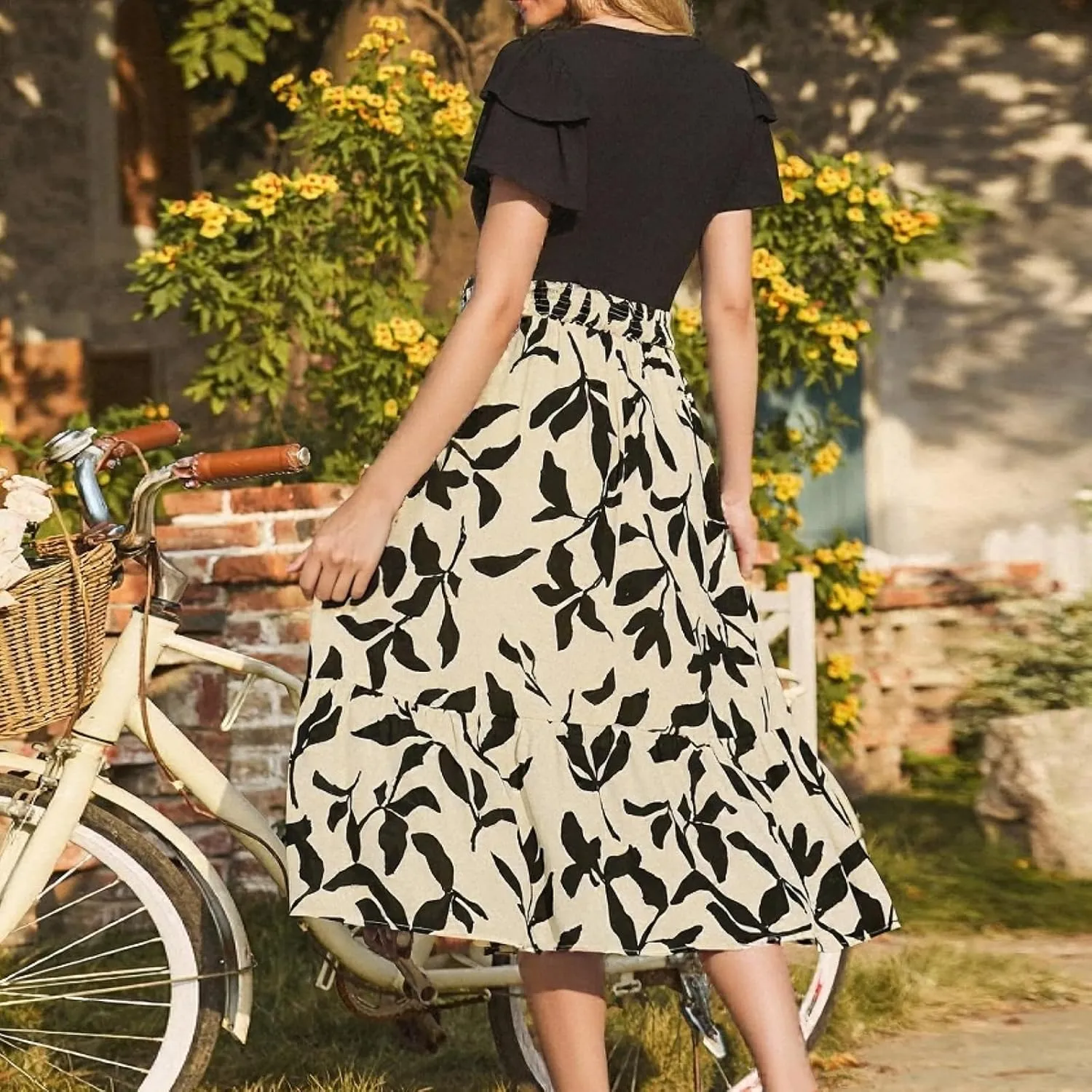 Maxi Dresses for Women 2025 Short Sleeve Empire Waist Floral Dress Trendy Flowy Tiered Ruffle Long Summer Dresses