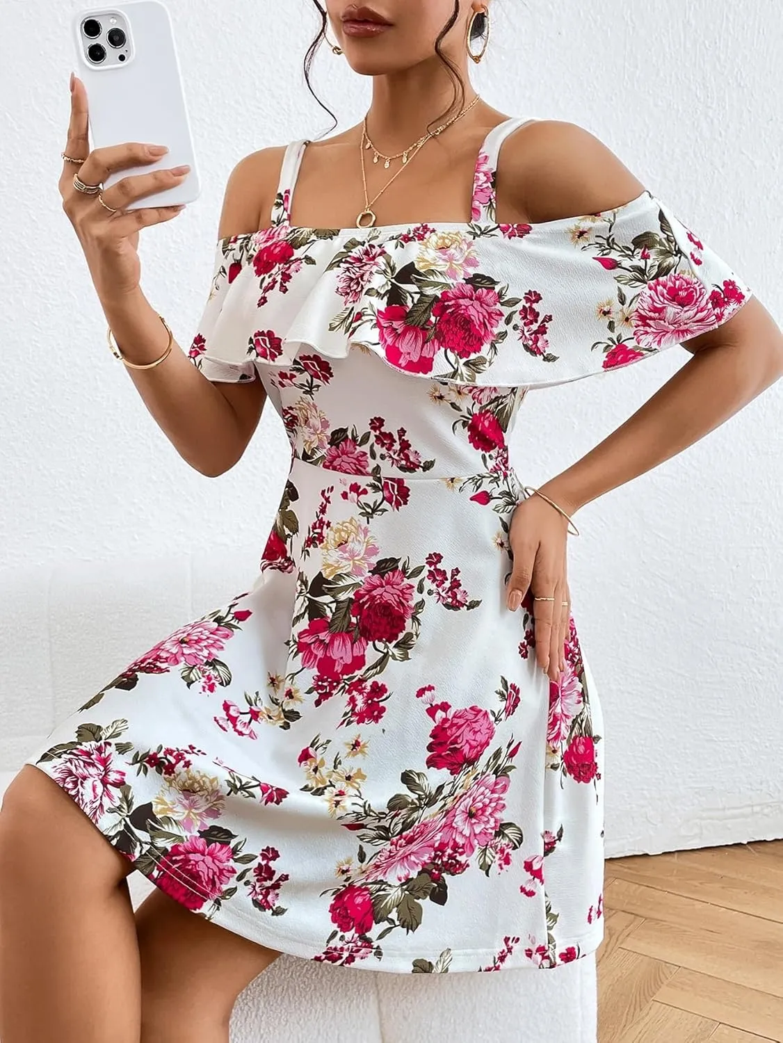 METOES Women's Spring Summer 2023 Boho Mini Short Dress Short Sleeve Floral Print Cold Shoulder Ruffle Trim Dress