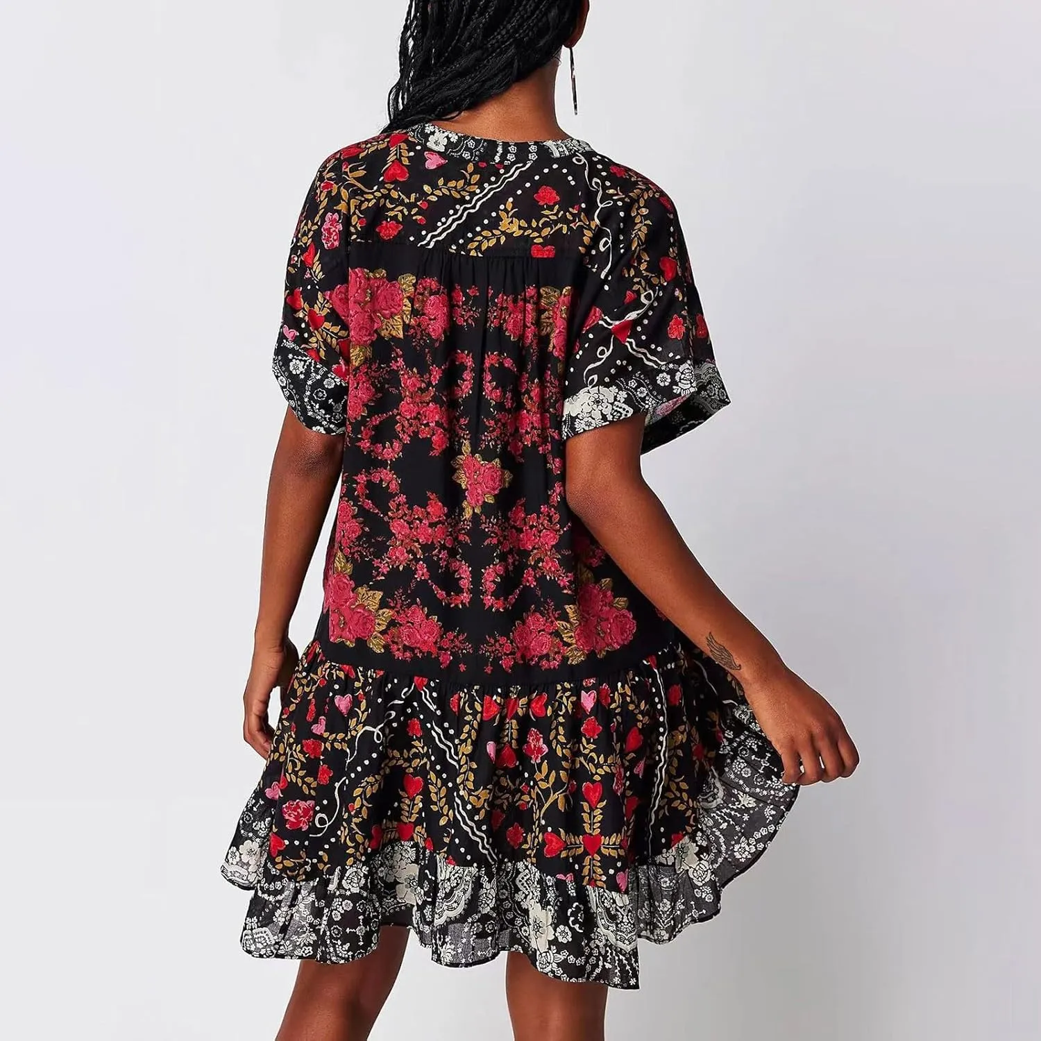 Summer Dresses for Women 2025 Deep V Neck Casual Boho Midi Dress Flowy Ruffle Hem Baggy Beach Vacation Sundresses