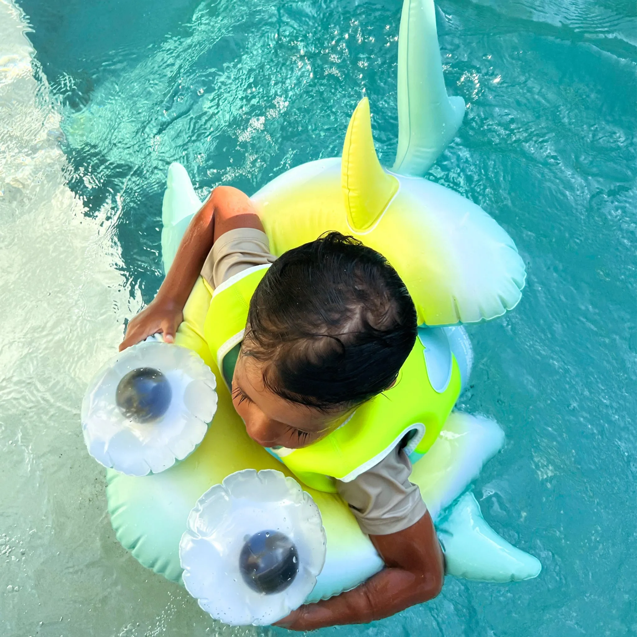SUNNYLiFE Kids Pool Ring Salty The Shark Multi