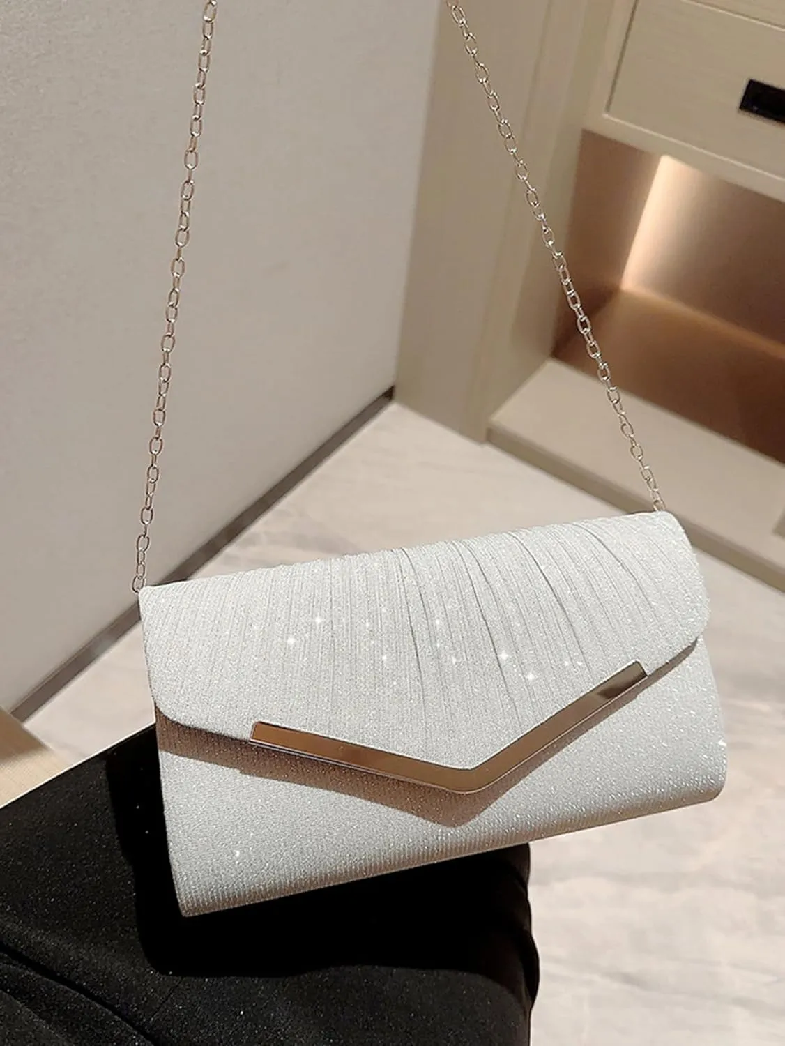Women's Rhinestone Evening Bag Purse Glitter Clutch Crystal Pearl Party Handbag with Chain